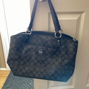 BLACK COACH TOTE PURSE